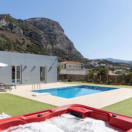 Villa Neonis Spílion Екстериор снимка