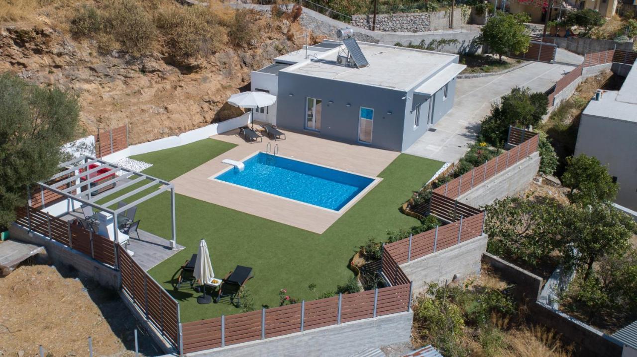 Villa Neonis Spílion Екстериор снимка