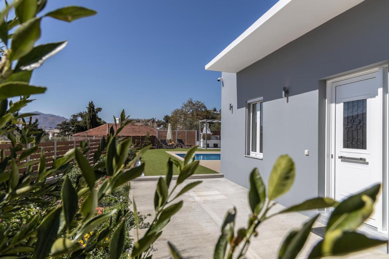 Villa Neonis Spílion Екстериор снимка
