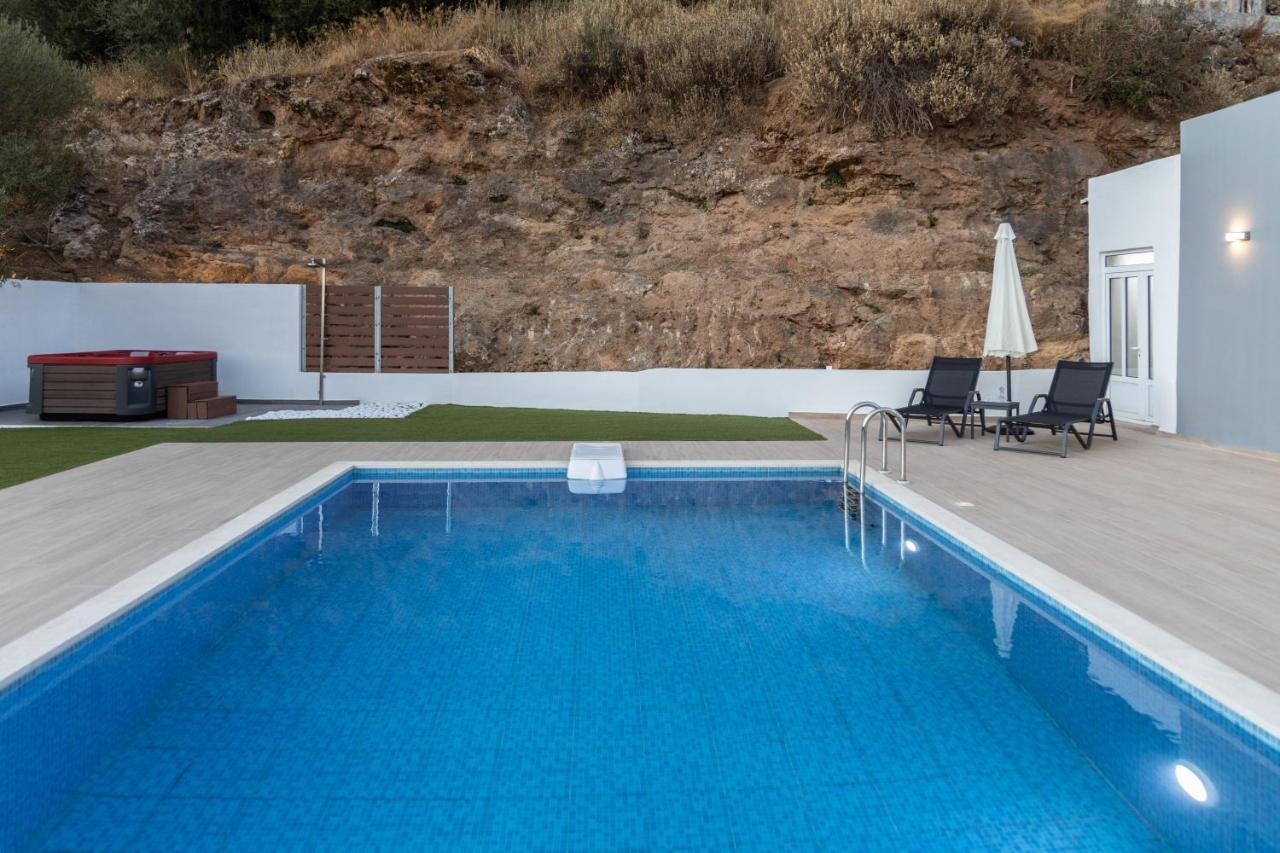 Villa Neonis Spílion Екстериор снимка