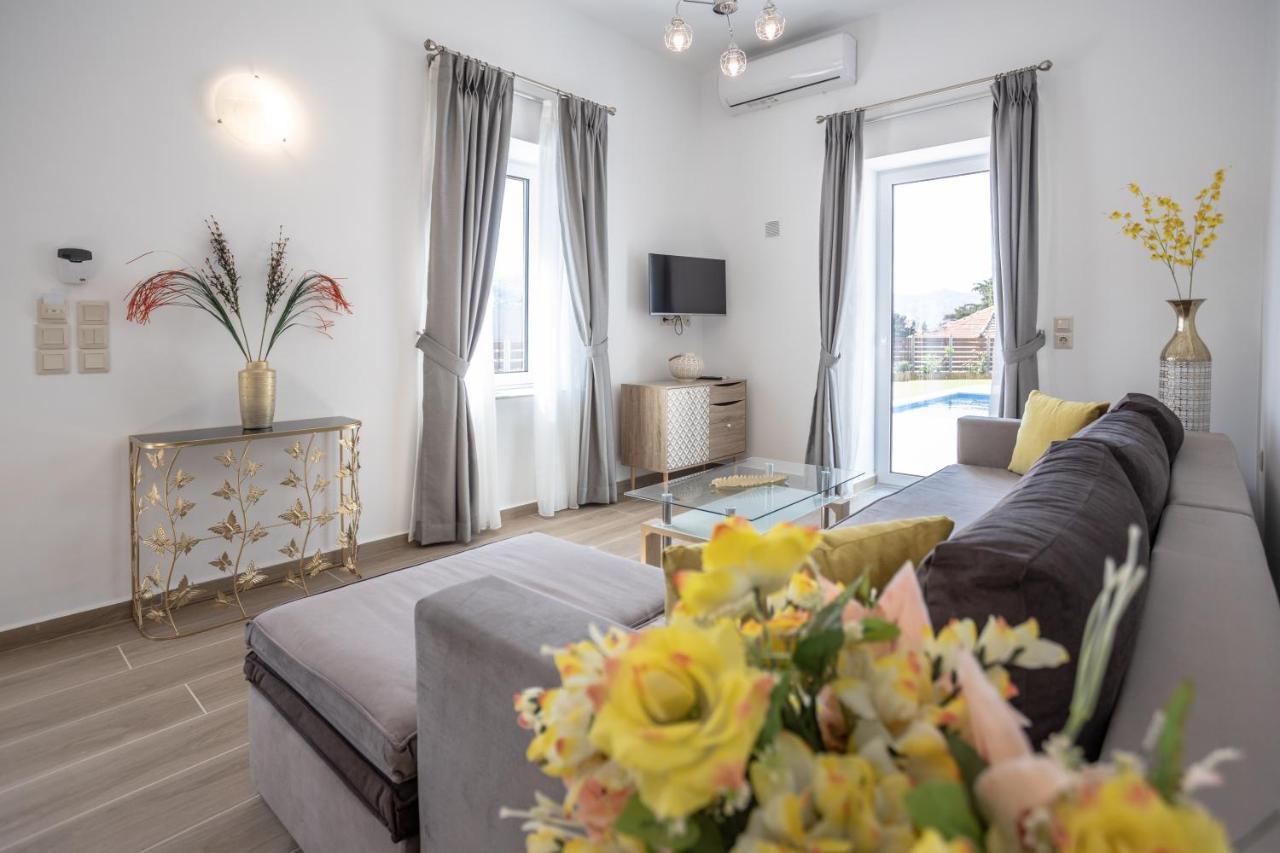 Villa Neonis Spílion Екстериор снимка