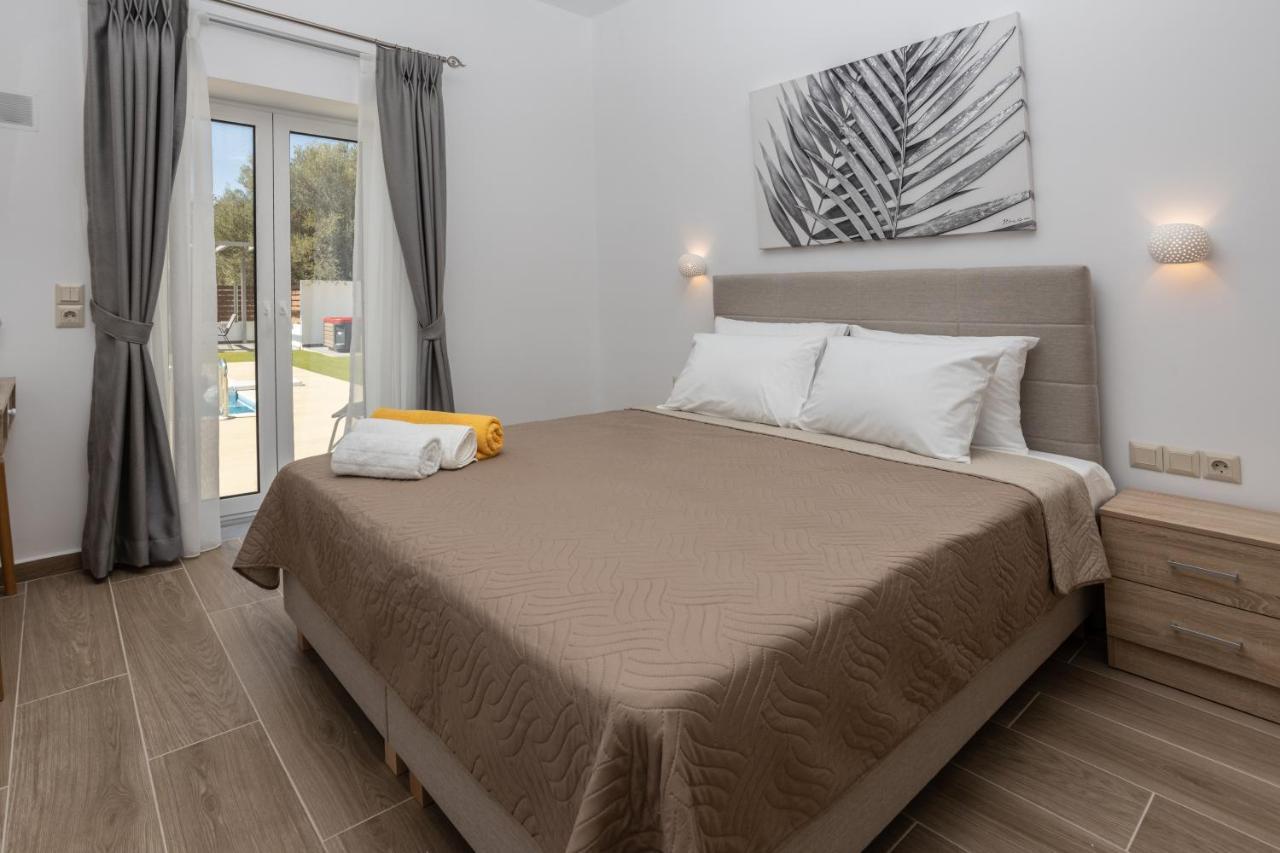 Villa Neonis Spílion Екстериор снимка